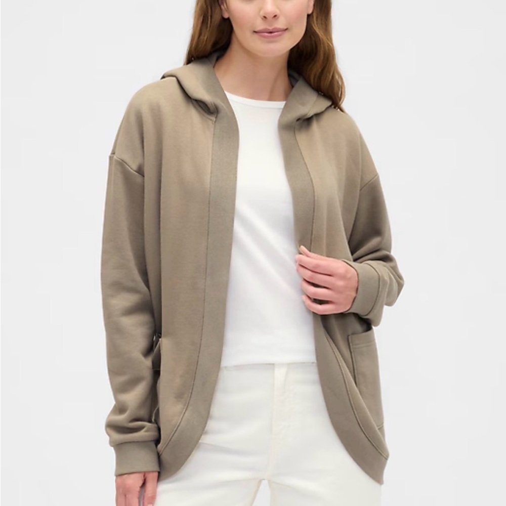 Gap Oversized Open Front Hoodie

Color “Medium Cool Brown”